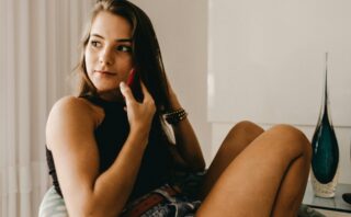 seksi klinke lepa devojka