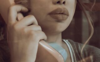 erotski razgovori milf sa telefonom