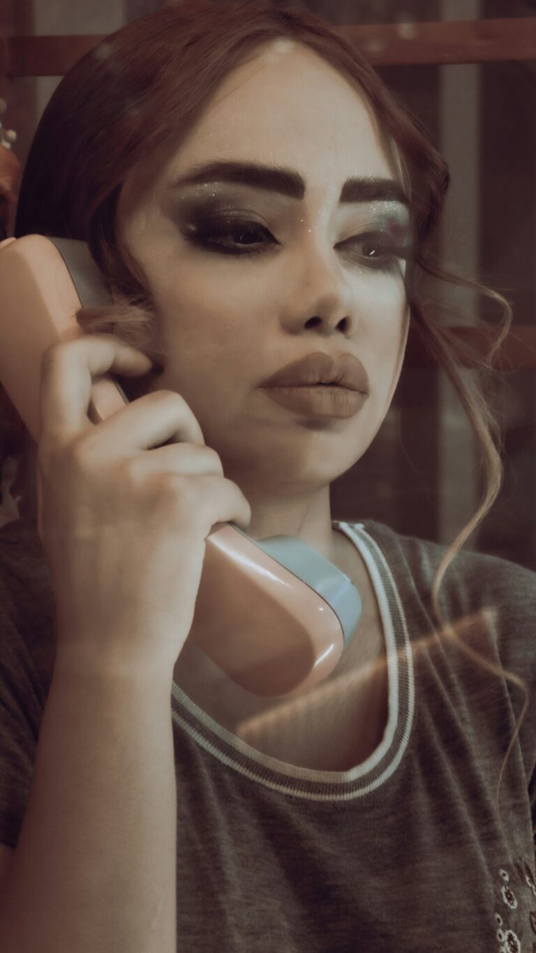 erotski razgovori milf sa telefonom